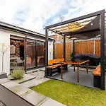 Scarlett Heart Studios In Golders Green