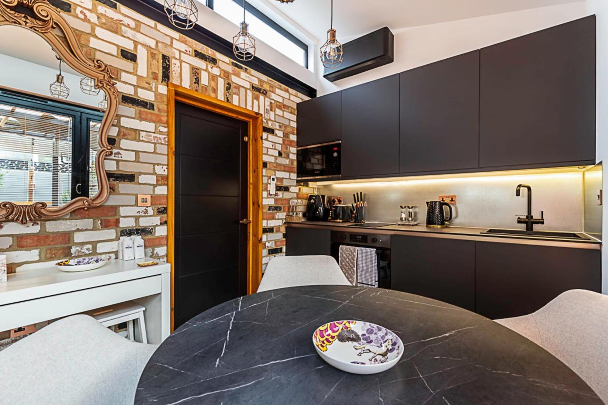 Scarlett Heart In Golders Green Ferienhaus London